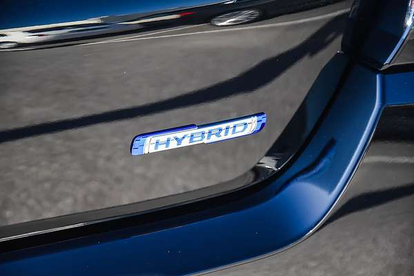 2025 Suzuki Swift Hybrid Plus UZ