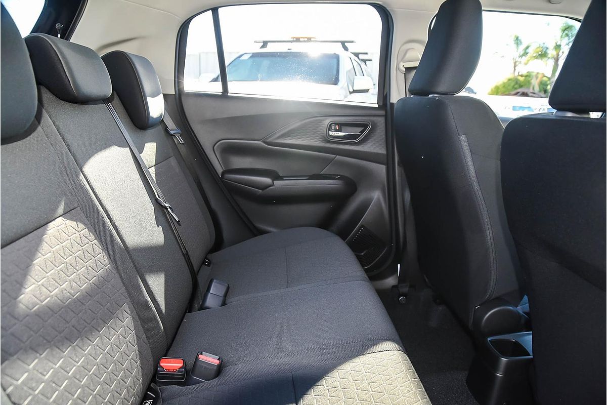 2025 Suzuki Swift Hybrid Plus UZ