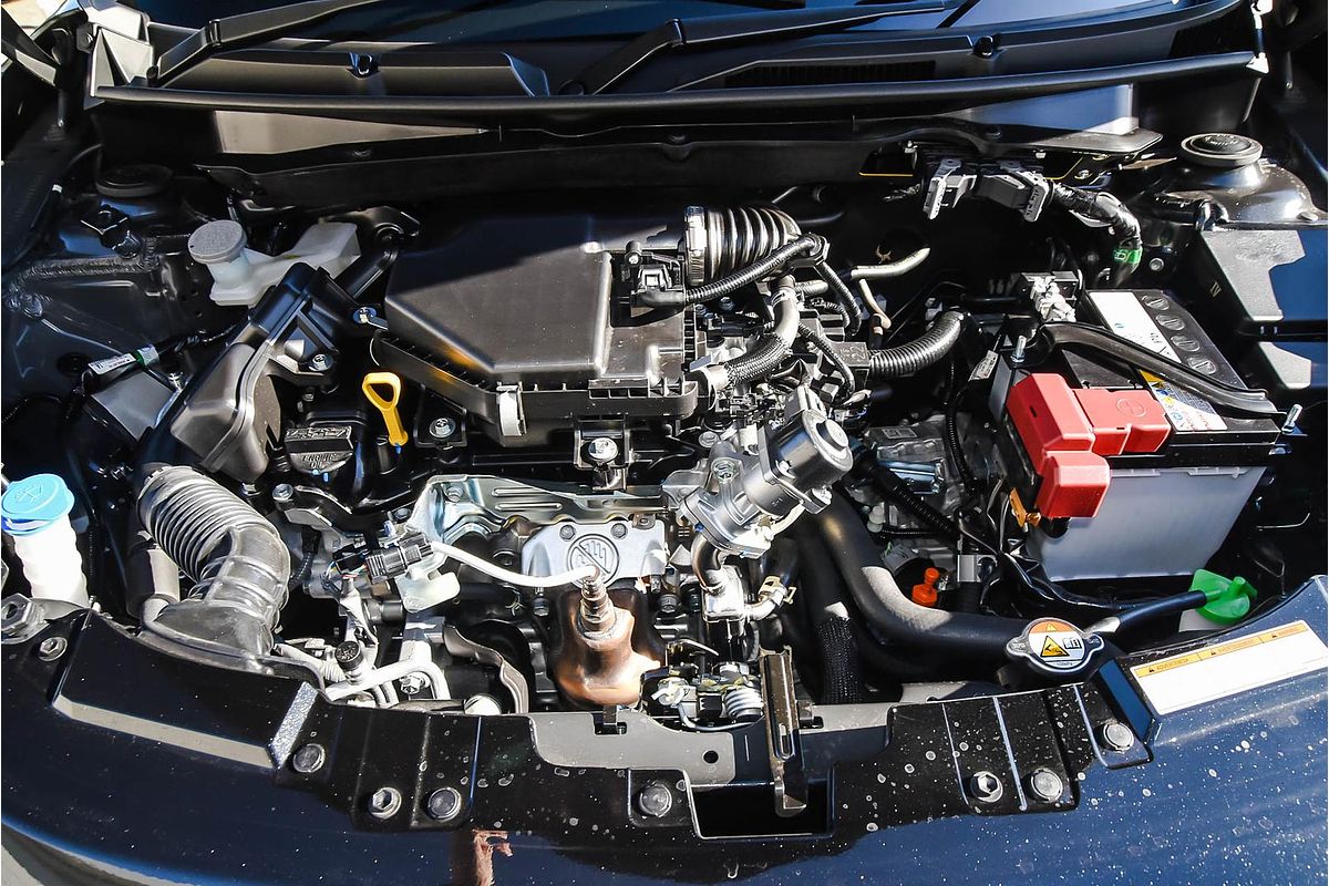 2025 Suzuki Swift Hybrid Plus UZ