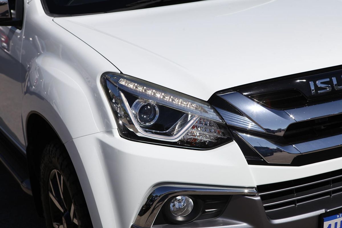 2020 Isuzu MU-X LS-T
