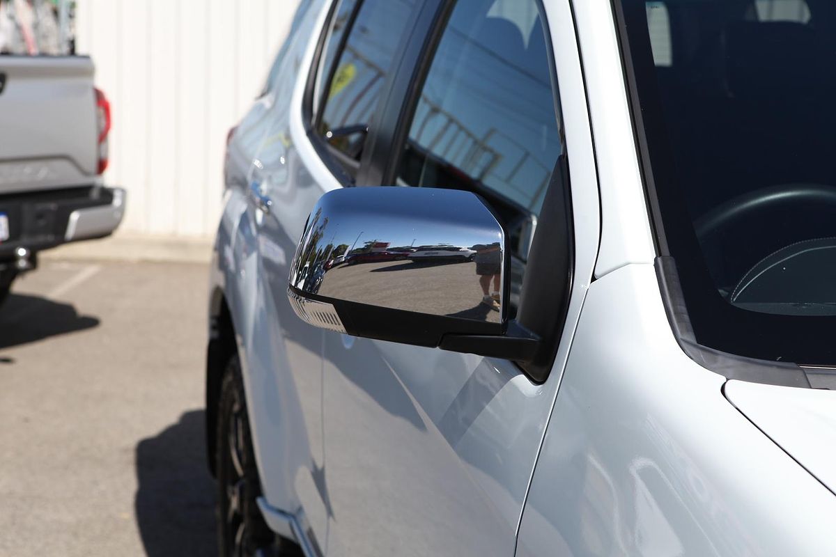 2020 Isuzu MU-X LS-T