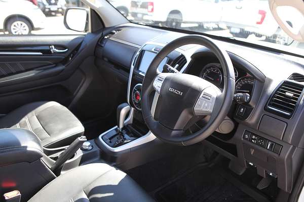 2020 Isuzu MU-X LS-T