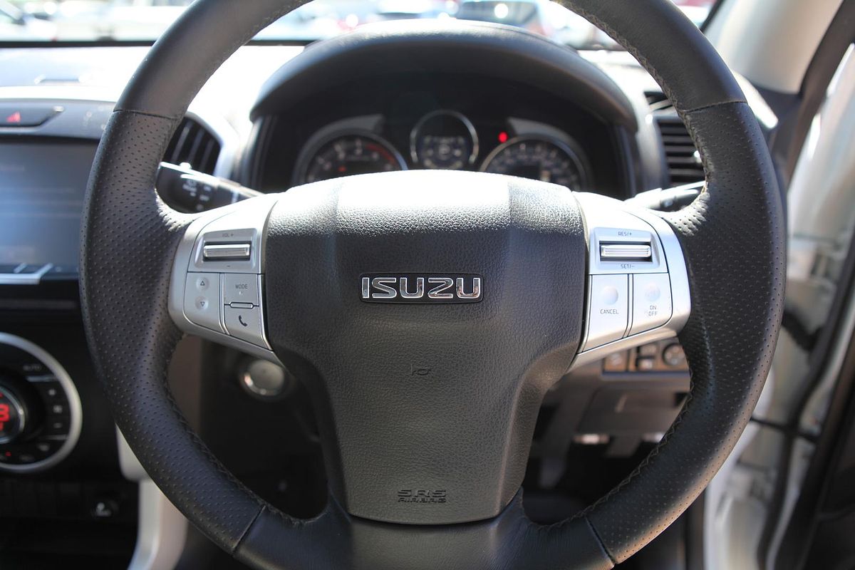 2020 Isuzu MU-X LS-T