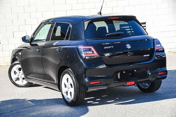 2025 Suzuki Swift Hybrid Plus UZ
