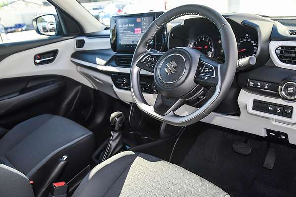 2025 Suzuki Swift Hybrid Plus UZ