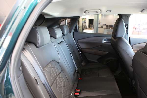 2025 Nissan QASHQAI Ti J12