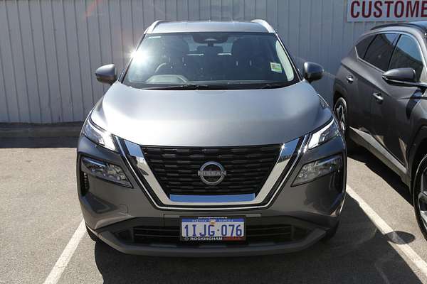 2024 Nissan X-TRAIL ST T33