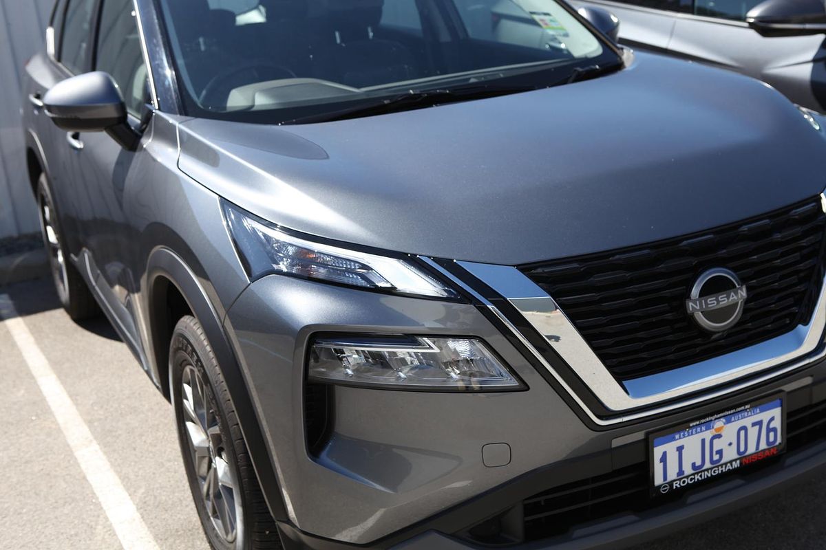 2024 Nissan X-TRAIL ST T33