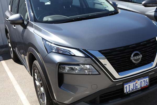 2024 Nissan X-TRAIL ST T33