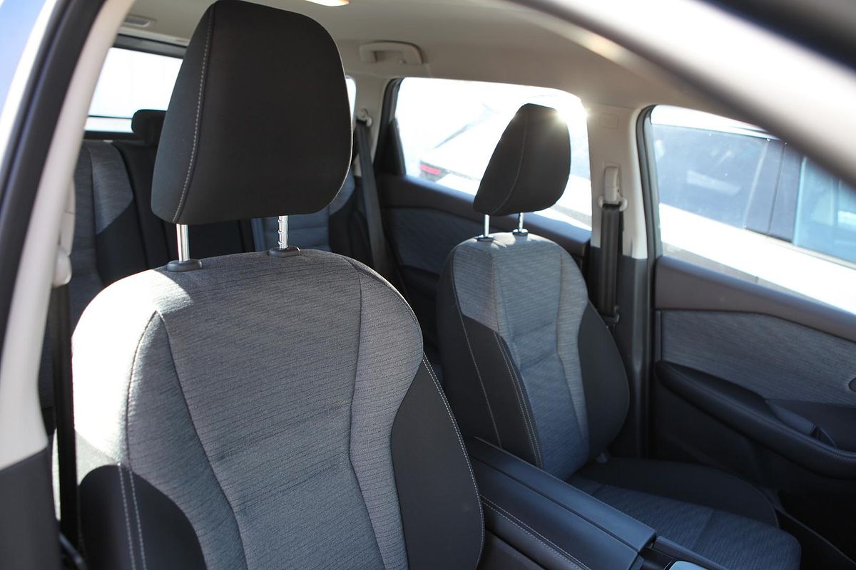 2024 Nissan X-TRAIL ST T33