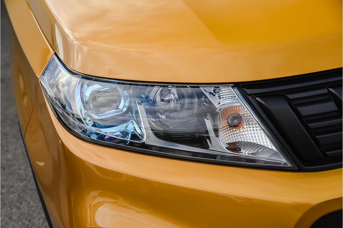 2024 Suzuki Vitara Turbo Shadow LY Series II
