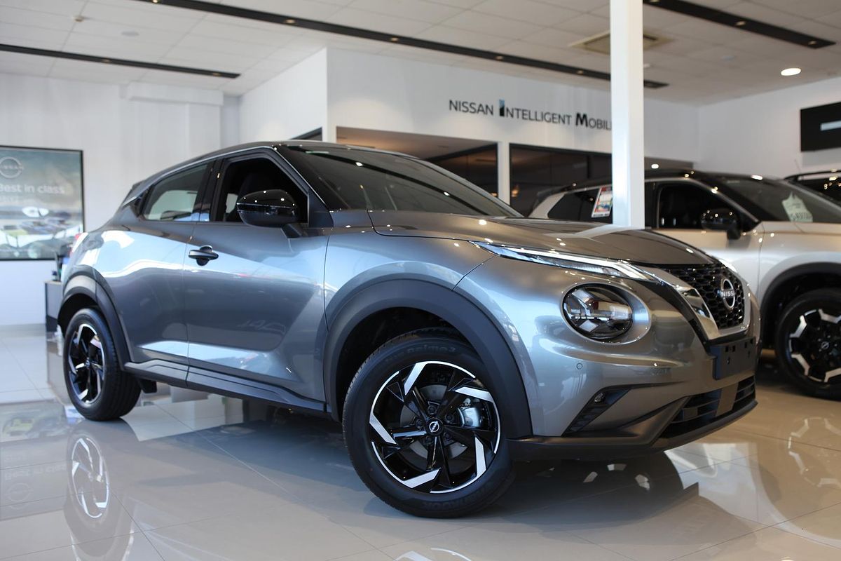 2025 Nissan JUKE ST+ F16