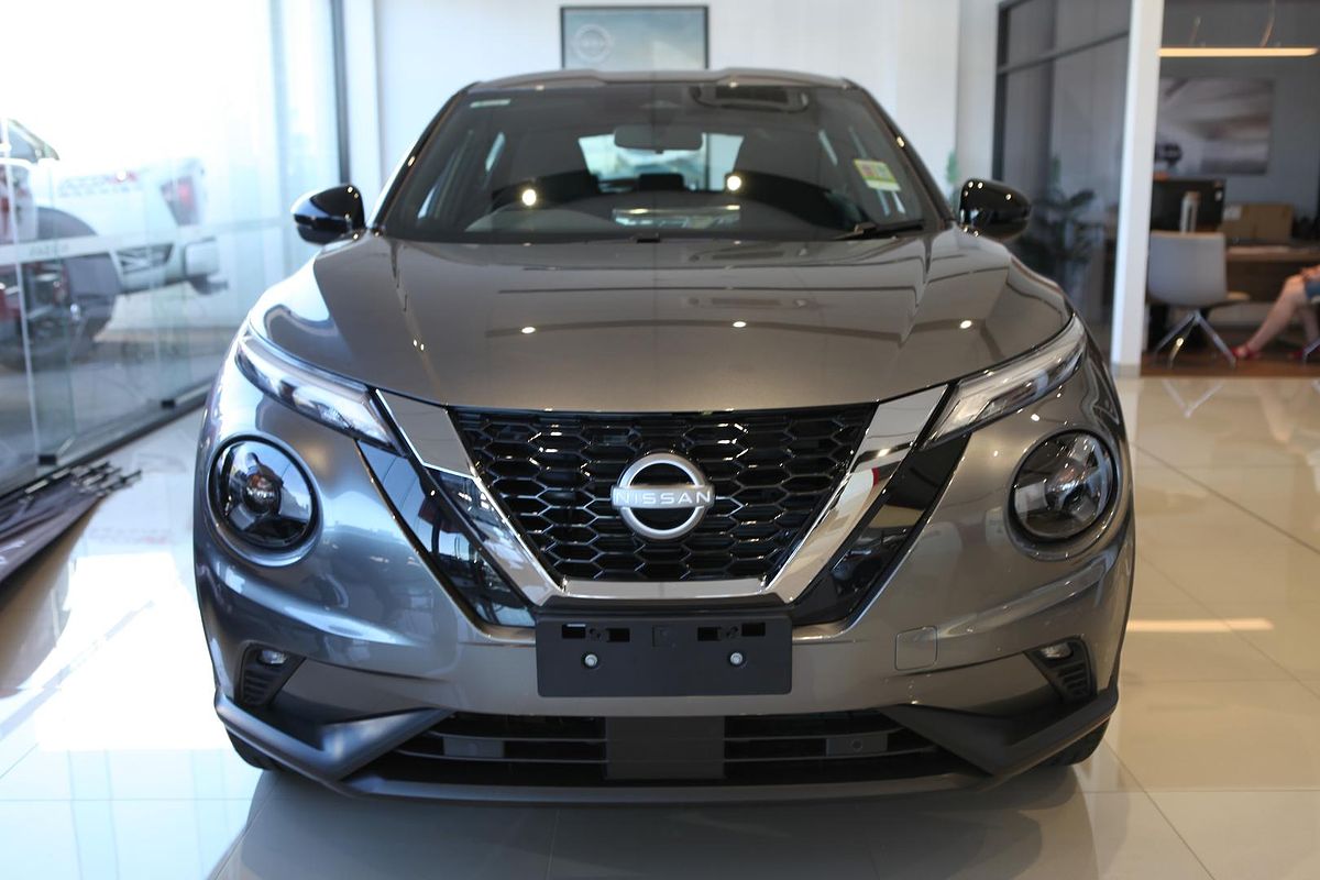 2025 Nissan JUKE ST+ F16