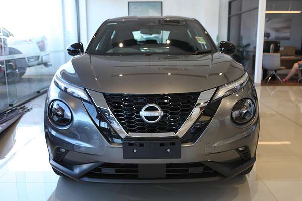 2025 Nissan JUKE ST+ F16