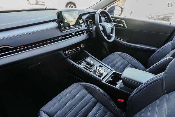 2024 Mitsubishi Outlander Aspire ZM 2WD
