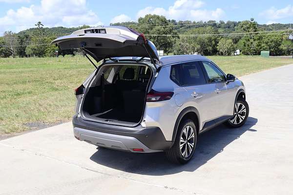 2024 Nissan X-TRAIL ST-L T33