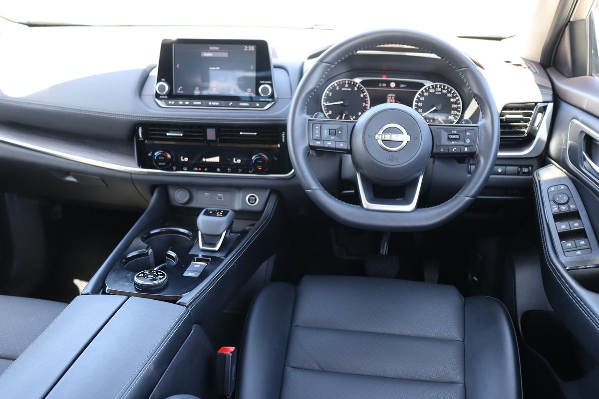 2024 Nissan X-TRAIL ST-L T33