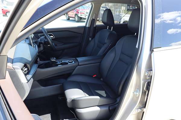 2024 Nissan X-TRAIL ST-L T33