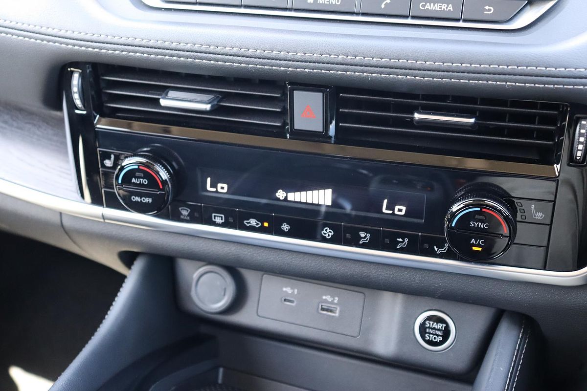 2024 Nissan X-TRAIL ST-L T33