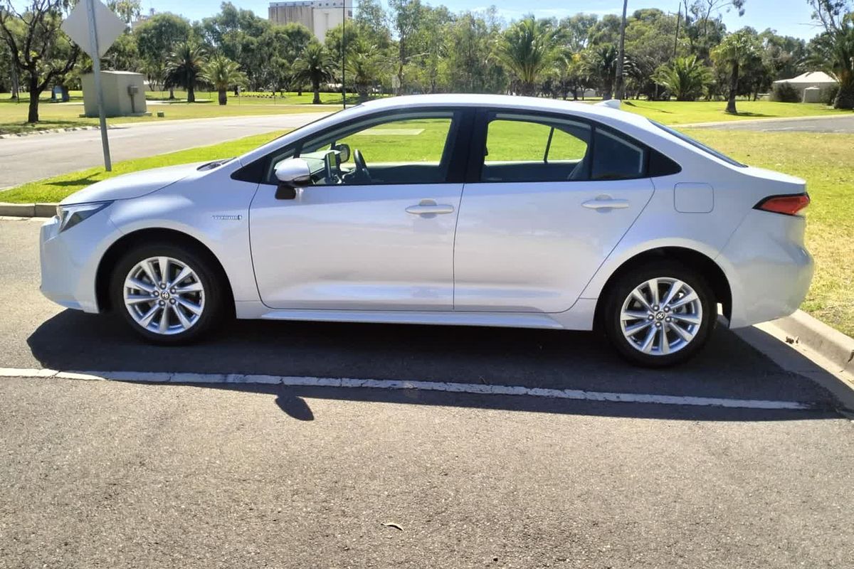 2023 Toyota Corolla Ascent Sport Hybrid ZWE219R