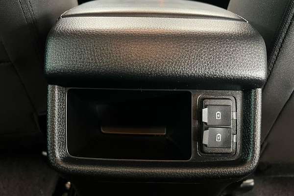2024 Isuzu MU-X LS-M