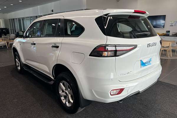 2024 Isuzu MU-X LS-M