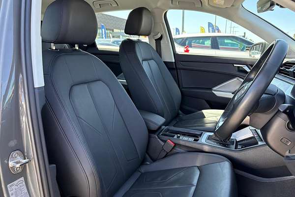 2023 Audi Q3 35 TFSI F3