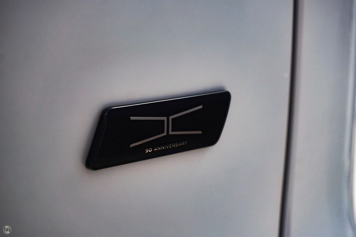 2025 Jaguar F-PACE PHEV P400e R-Dynamic SE 90th Anniversary Edition X761