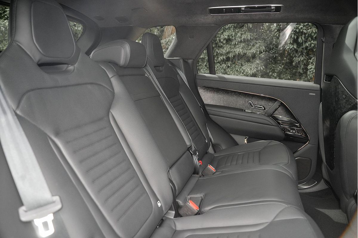 2025 Land Rover Range Rover Sport P635 SV Edition Two L461