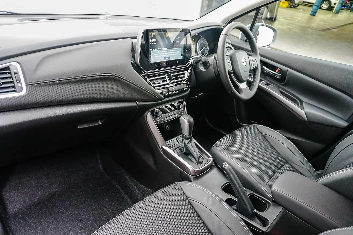 2025 Suzuki S-Cross Plus JYB