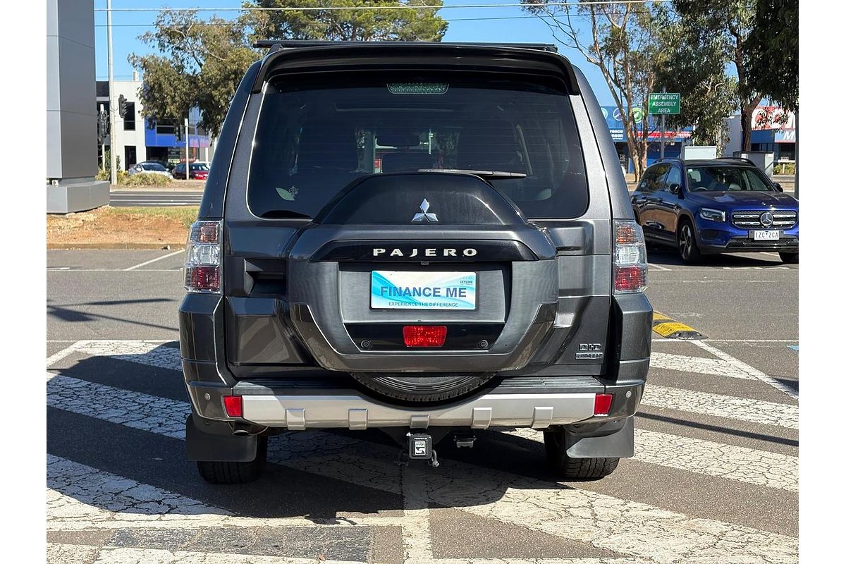2016 Mitsubishi Pajero Exceed NX