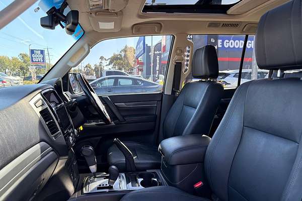 2016 Mitsubishi Pajero Exceed NX