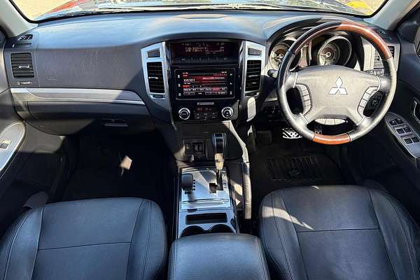 2016 Mitsubishi Pajero Exceed NX