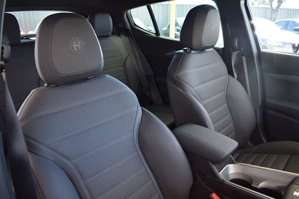 2023 Alfa Romeo Tonale Veloce Plug-In Hybrid