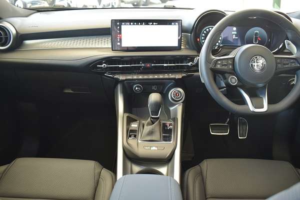 2023 Alfa Romeo Tonale Veloce Plug-In Hybrid