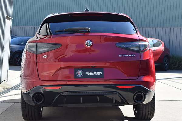 2023 Alfa Romeo Stelvio Veloce Series 4