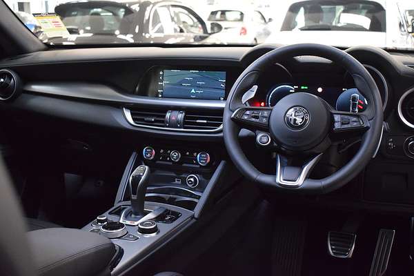 2023 Alfa Romeo Stelvio Veloce Series 4