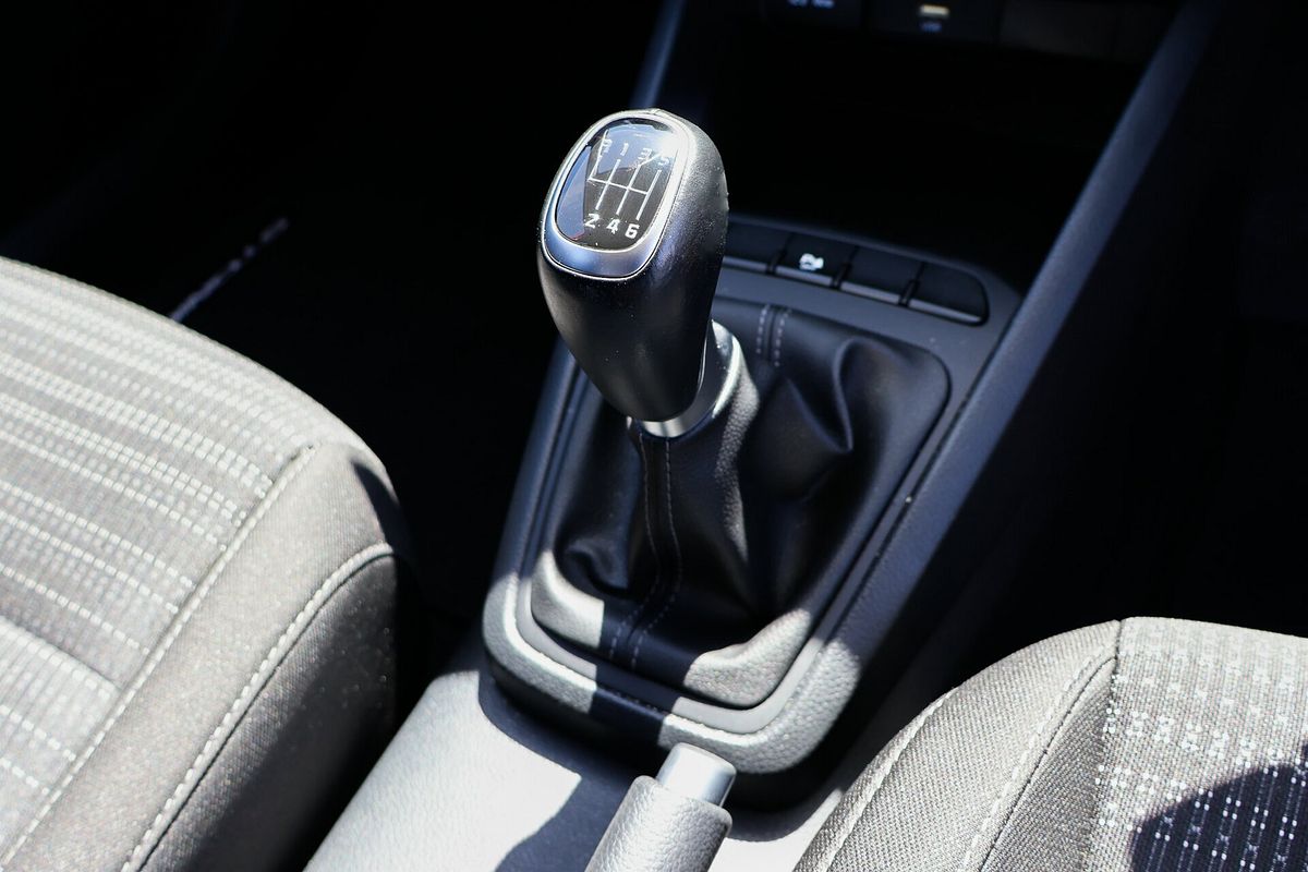 2022 Kia Stonic Sport YB