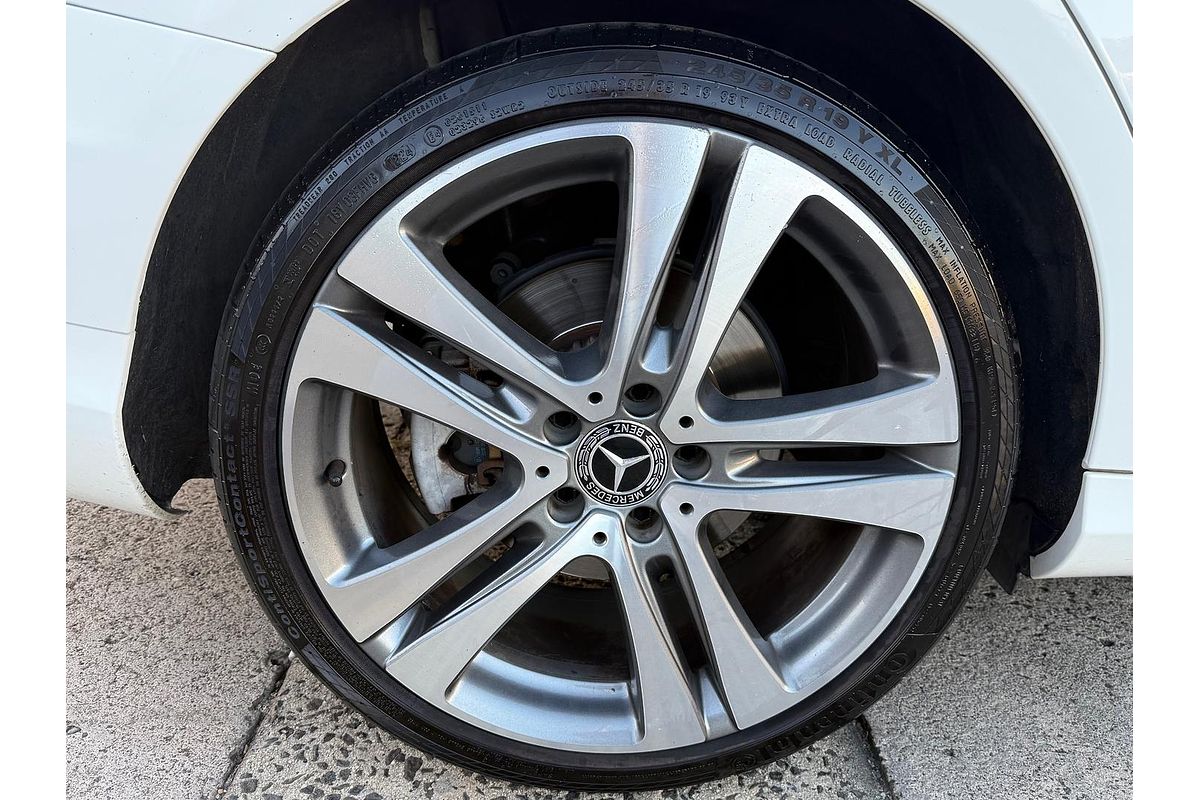 2018 Mercedes-Benz C-Class C200 W205