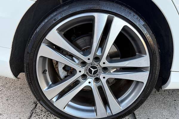 2018 Mercedes-Benz C-Class C200 W205