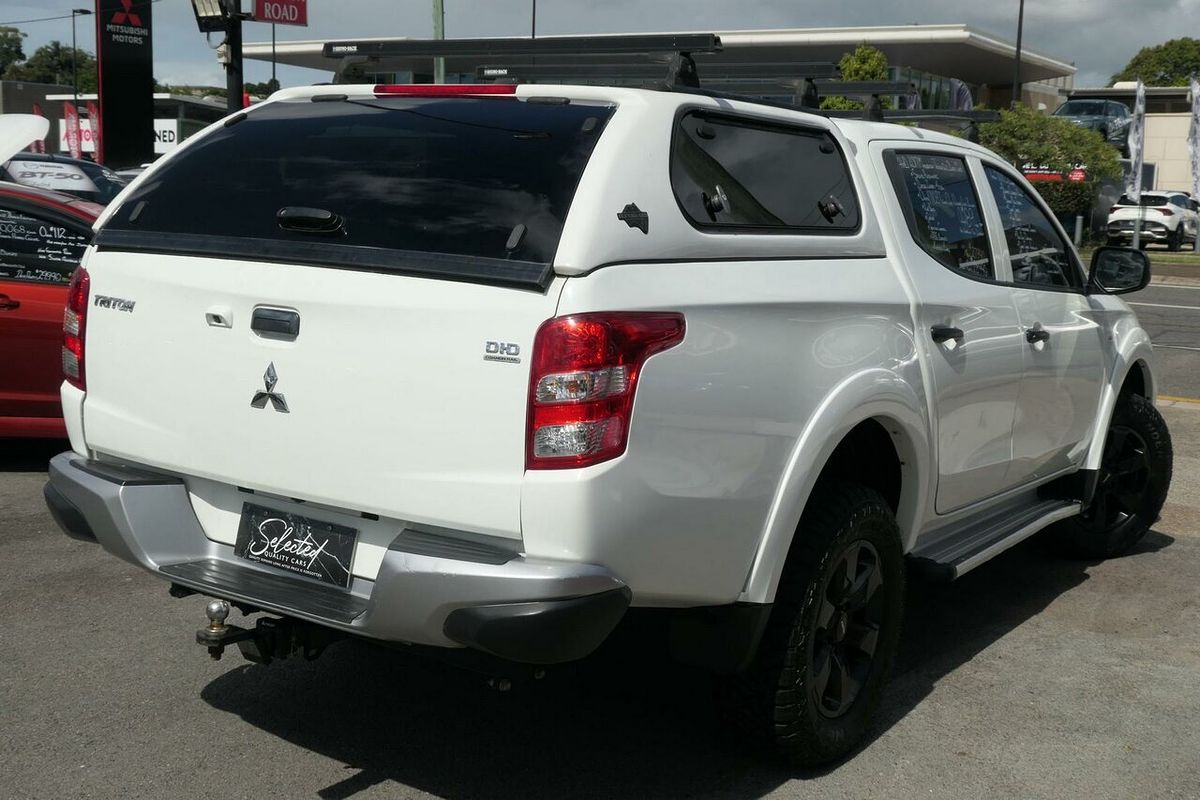 2017 Mitsubishi Triton GLX MQ 4X4