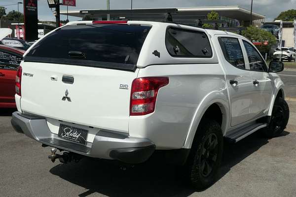 2017 Mitsubishi Triton GLX MQ 4X4