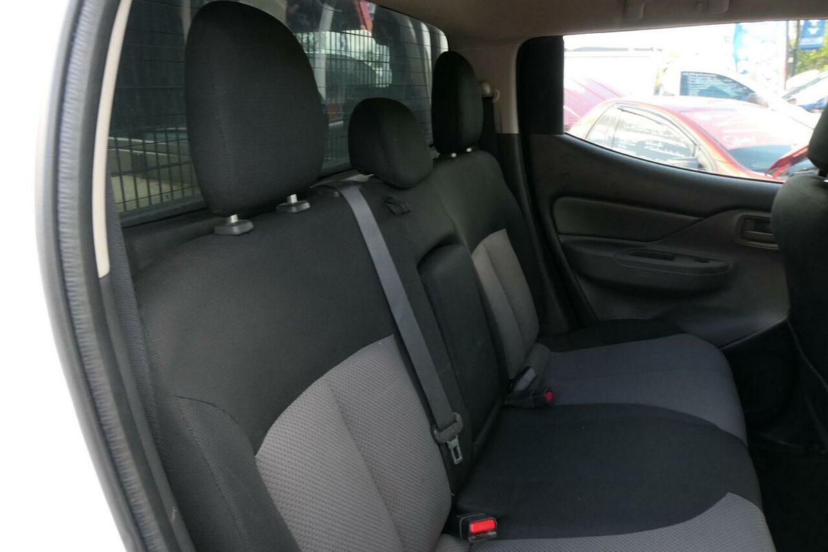 2017 Mitsubishi Triton GLX MQ 4X4