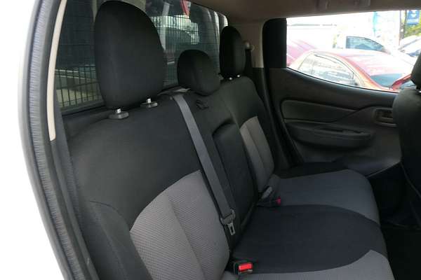 2017 Mitsubishi Triton GLX MQ 4X4
