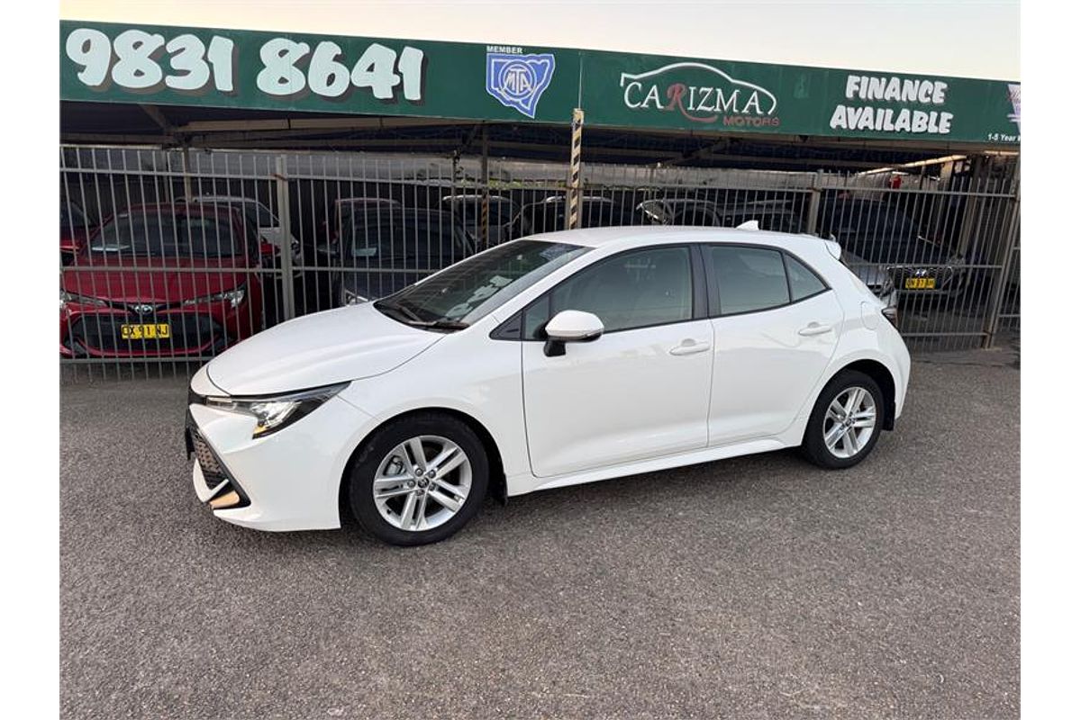2018 Toyota COROLLA ASCENT SPORT MZEA12R