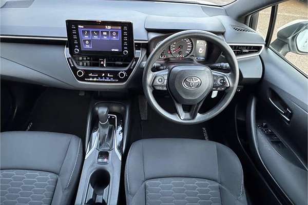 2018 Toyota COROLLA ASCENT SPORT MZEA12R