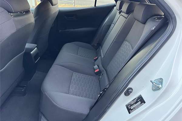 2018 Toyota COROLLA ASCENT SPORT MZEA12R