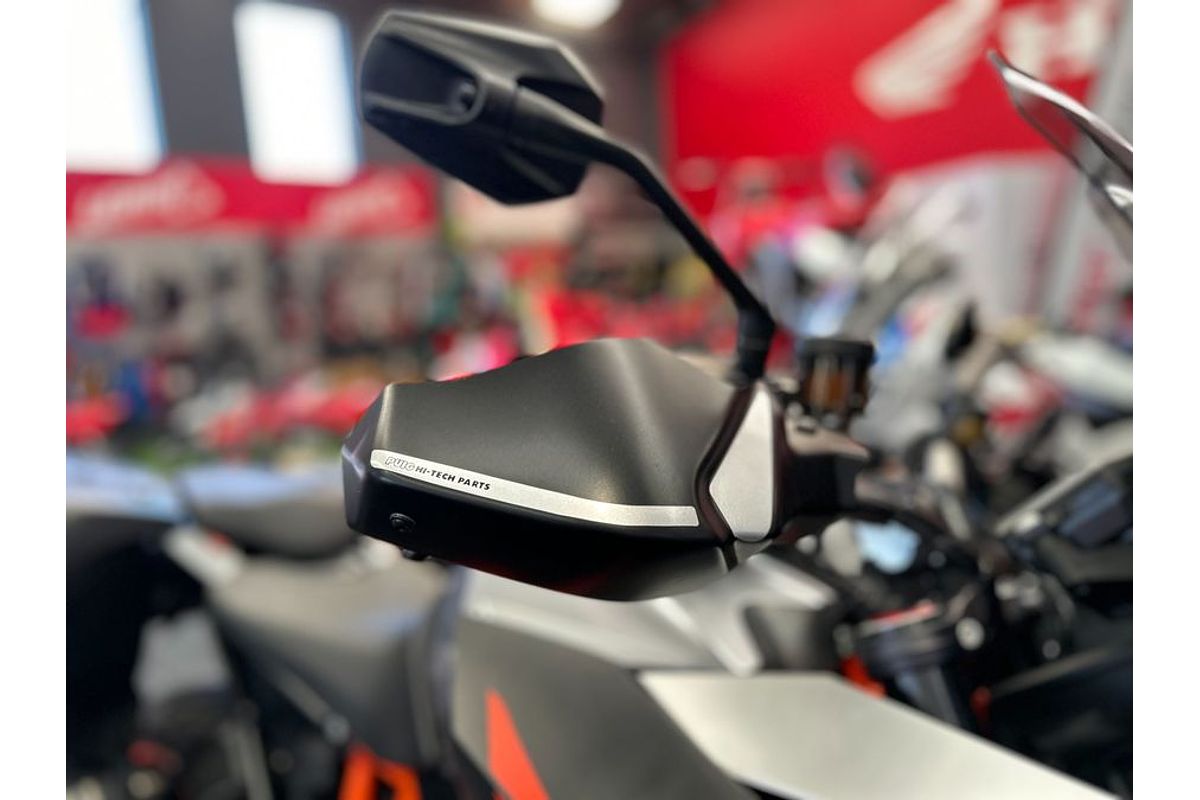 2016 KTM 1290 SUPERDUKE GT