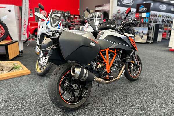 2016 KTM 1290 SUPERDUKE GT