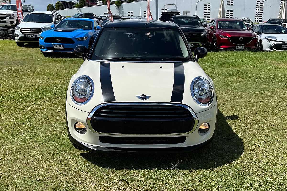 2017 MINI Hatch Cooper F55